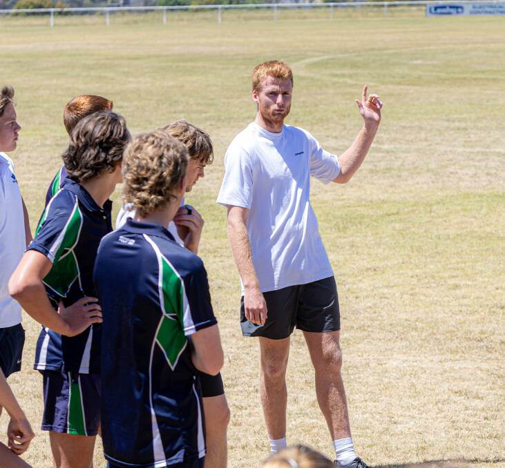 New Port Adelaide leadership group member Willem Drew conducts a coaching clinic for Warrnambool College students in November. Picture by Eddie Guerrero
