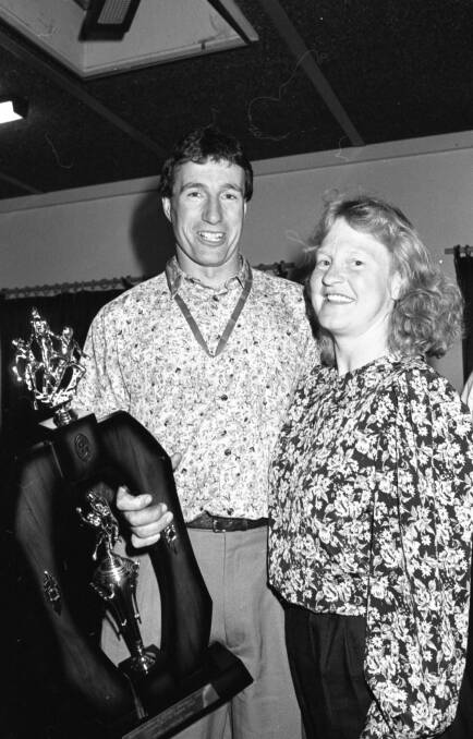 Ken Wines and wife Sue at the 1993 Esam Medal. Picture by Sean McKenna