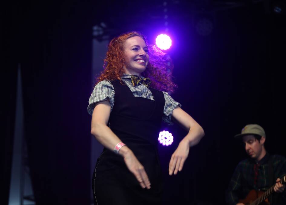 Emma Watkins aka Emma Wiggle aka former Yellow Wiggle and Oliver Brian, performing on stage at the Port Fairy Folk Festival in 2020.