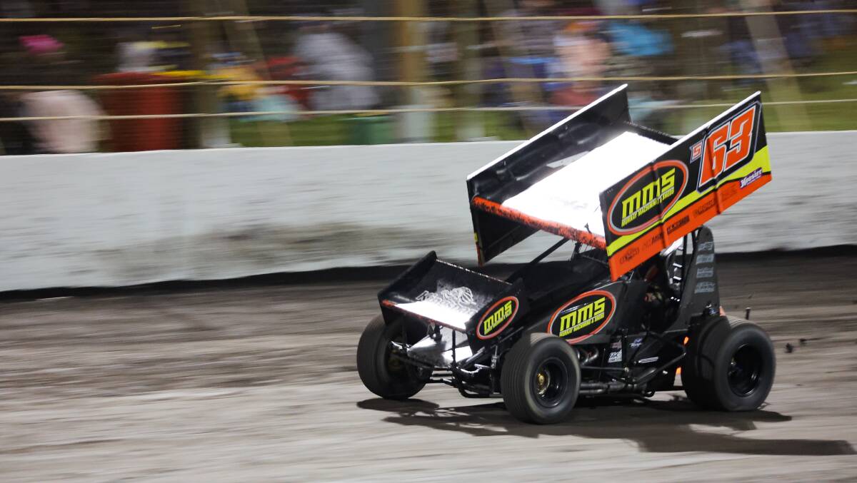 Ryan Jones was one of 11 drivers who failed to finish the A-Main at Premier Speedway on November 4. Picture by Anthony Brady 