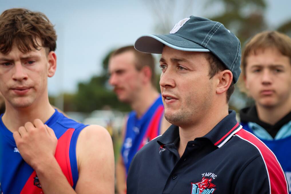 Terang Mortlake coach Lewy Taylor chats to his players during a game earlier this season. Picture by Justine McCullagh-Beasy