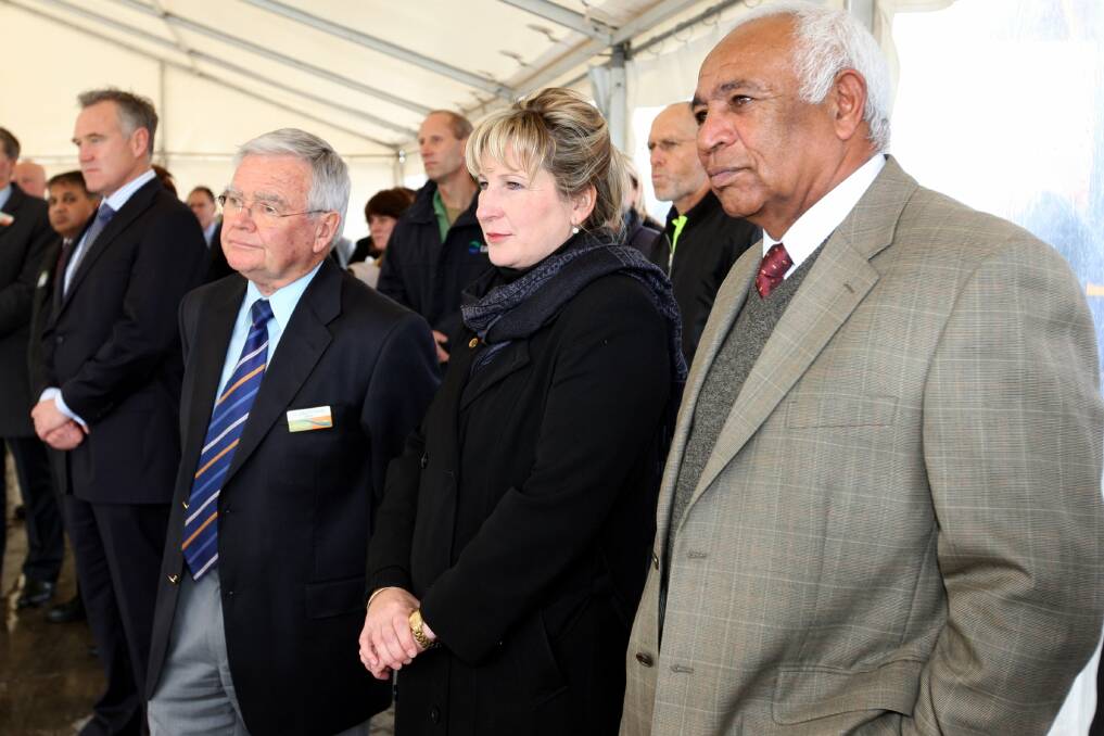 Former Glenelg mayor Geoff White, Member for Western Victoria Gayle Tierney and then-councillor Ken Saunders at the opening of the Portland Trawler Wharf in 2009.