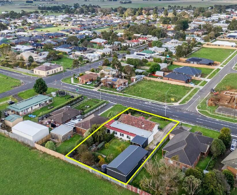 A four-bedroom home at Koroit sold under the hammer to a young couple. 