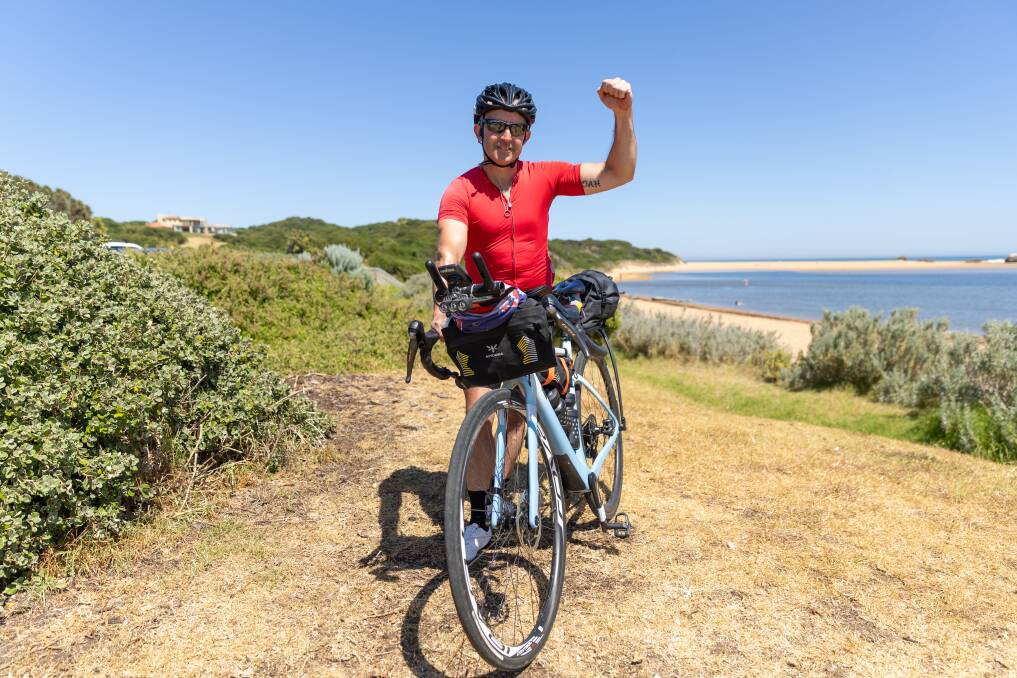 Simon Crispe, pictured in Warrnambool, is pumped to ride from Perth to Sydney. Picture by Eddie Guerrero 