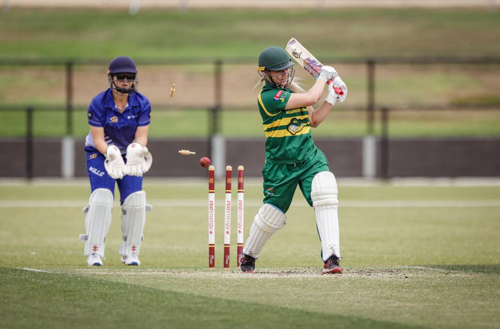 Allansford-Panmure's Claire Logan is bowled on a no ball. Picture by Sean McKenna 