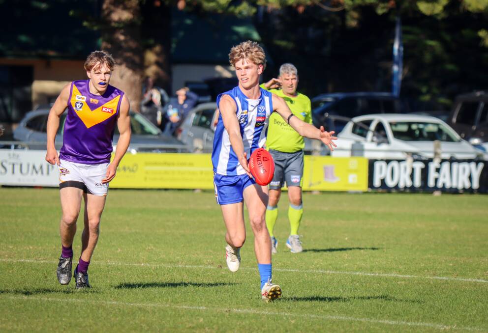 Hamilton Kangaroos' Charlie Field on the move against Port Fairy. Picture by Justine McCullagh-Beasy 