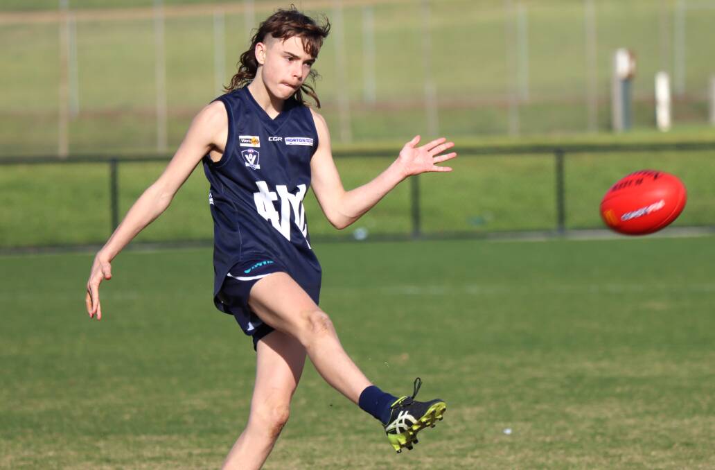 Sam Niklaus in action for Warrnambool's under 16 team in 2022. Picture by Justine McCullagh-Beasy 