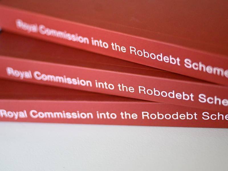 The robodebt report features three volumes and is more than 990 pages long. (Lukas Coch/AAP PHOTOS)