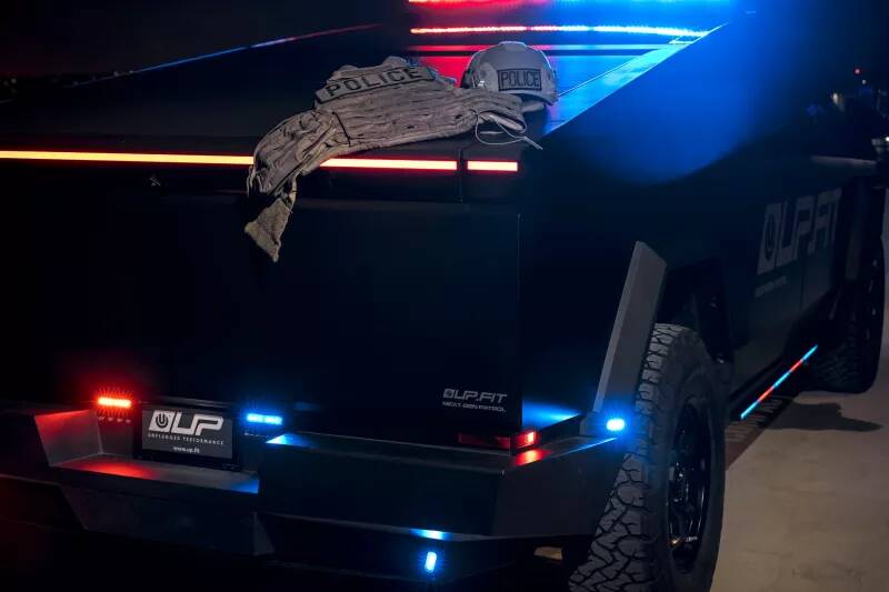 Get ready for Tesla Cybertruck police cars