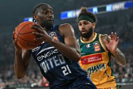 After an impressive 2023-24 season, Ian Clark has signed a new NBL deal with Melbourne United. Photo: James Ross/AAP PHOTOS