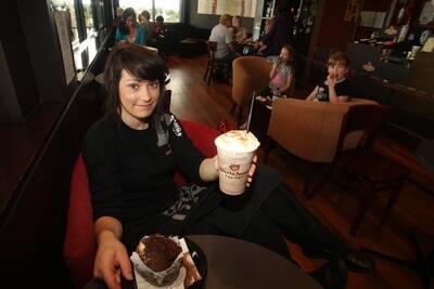 Warrnambool Chocolate Week.Pictured from Gloria Jeans  Bianca Kavanagh,holding a ice chocolcate drink.  090930am19  PICTURE: ANGELA MILNE